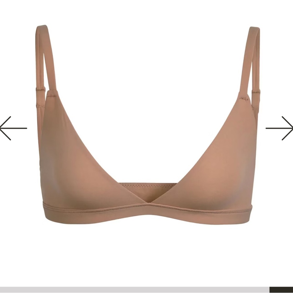 SKIMS Tan Triangle Bralette Seamless Comfort